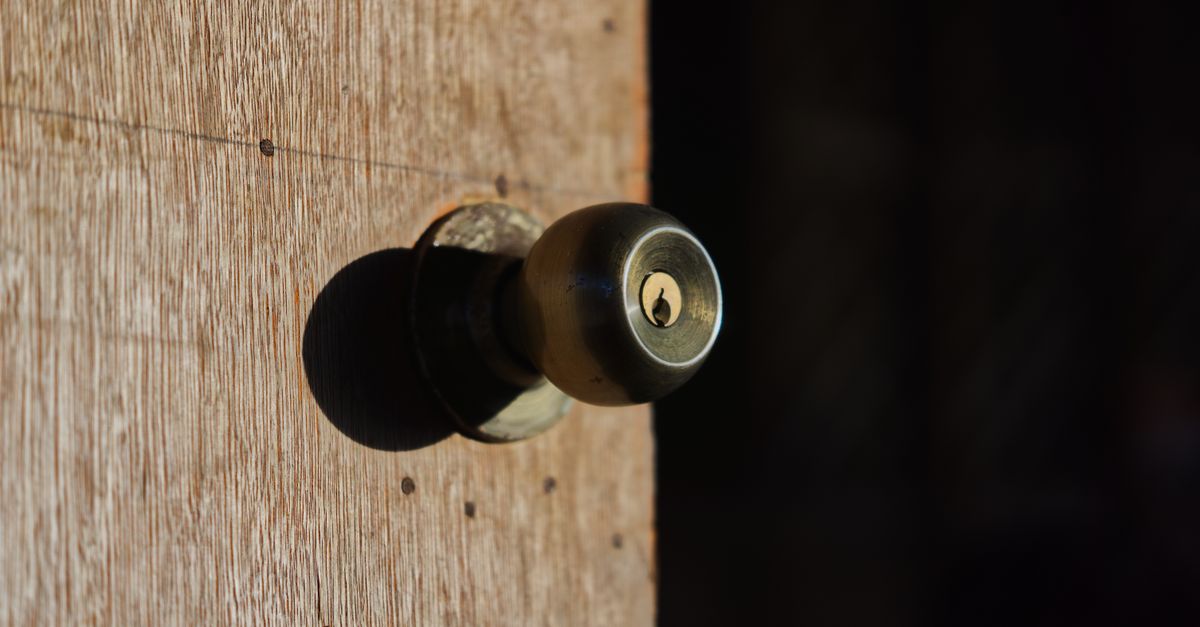 What Is a Mortise Lock and Why Do Elizabeth Homes Have So Many of Them? — Elizabeth NJ Locksmith